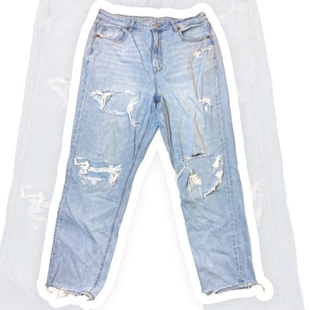 American Eagle Light Blue Distress Jeans- size 12
